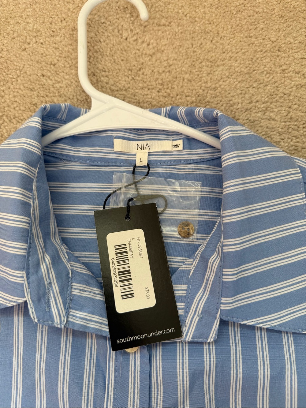 NIA South Moon Under Striped Cropped Button Down Shirt Blue White L NWT - Picture 2 of 6